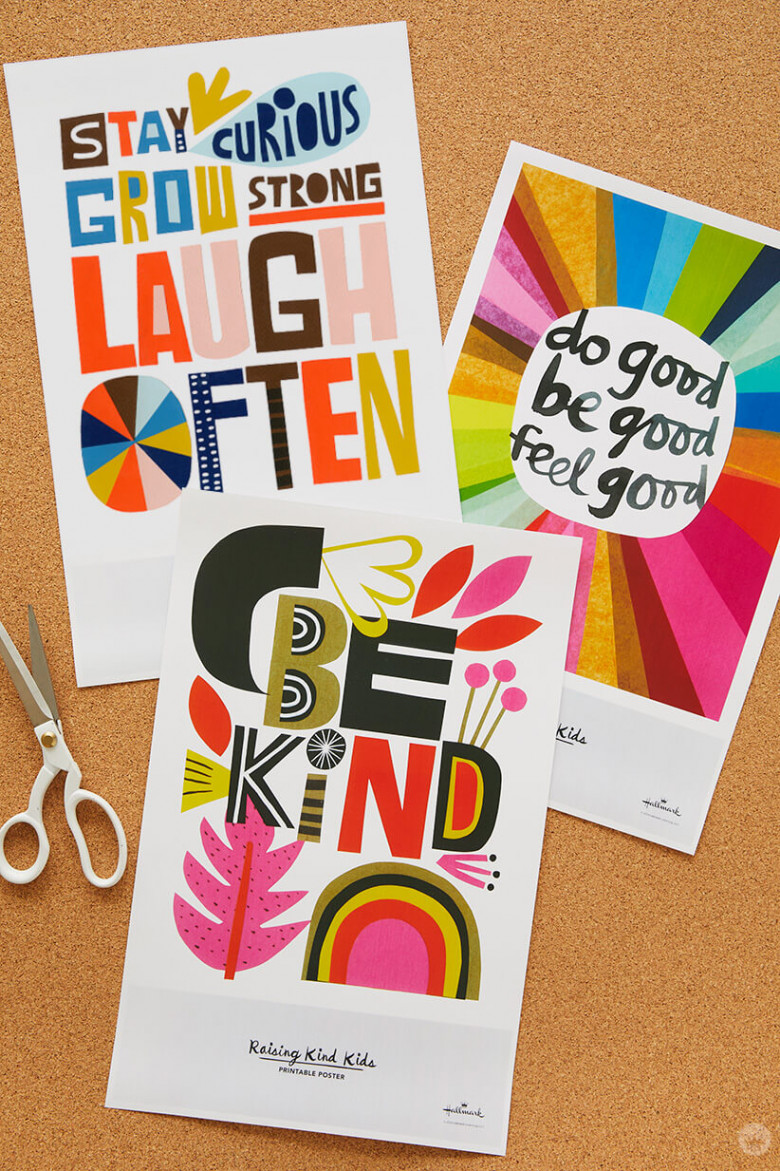 Download free printable classroom posters and hang up inspiring